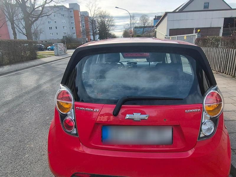 Gebraucht Chevrolet Spark 68 PS (50 kW) 2012 Rot Kleinwagen