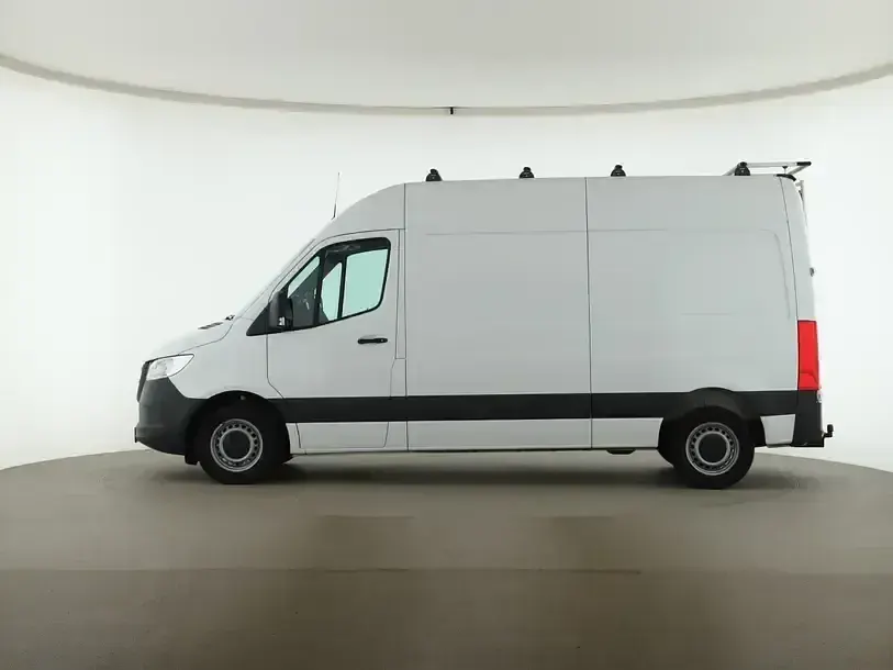 Używany Mercedes Sprinter 150 KM (110 kW) 2022 Biały Van