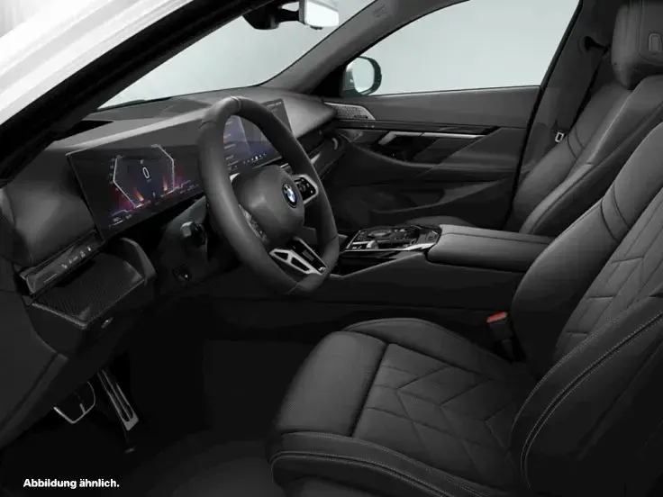 Gebraucht BMW 540 M Sport 303 PS (222 kW) 2025 Alpinweiß iii Kombi