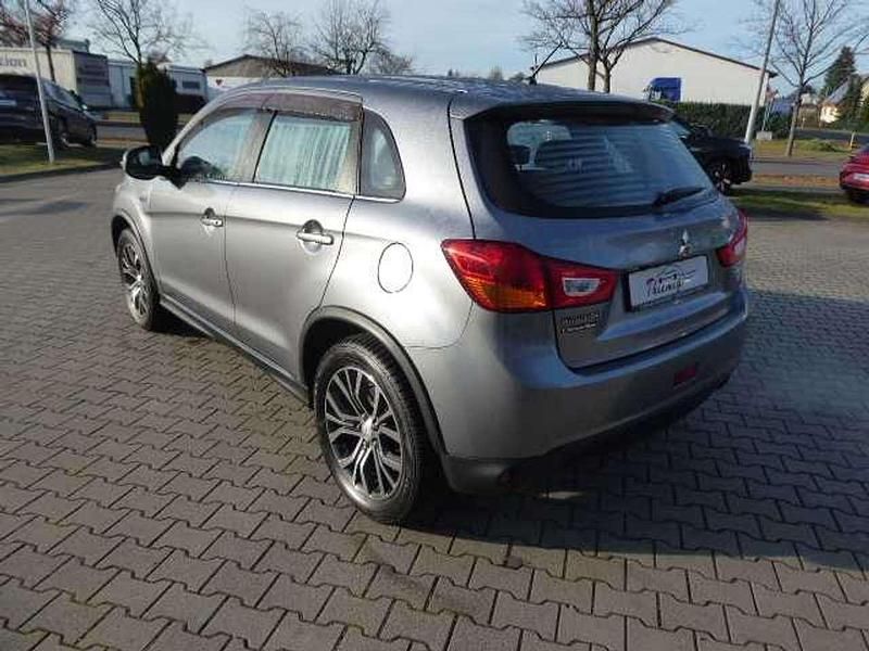 Gebraucht Mitsubishi ASX 117 PS (86 kW) 2016 Platinumgrau SUV