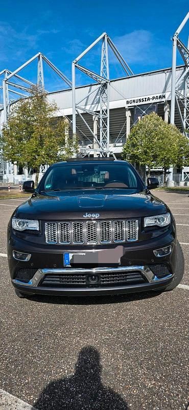 Andere farben Gebraucht 2017 Jeep Grand Cherokee SUV | 29.499 € (Teuer) - Bild 1/4