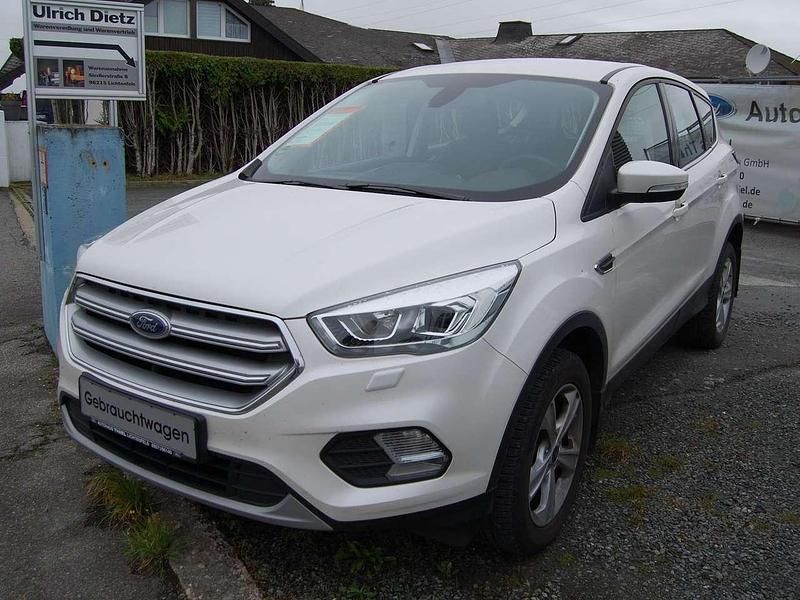 Arktisweißmetallic Gebraucht 2018 Ford Kuga Titanium SUV | 12.900 € (Guter Preis) - Bild 1/4