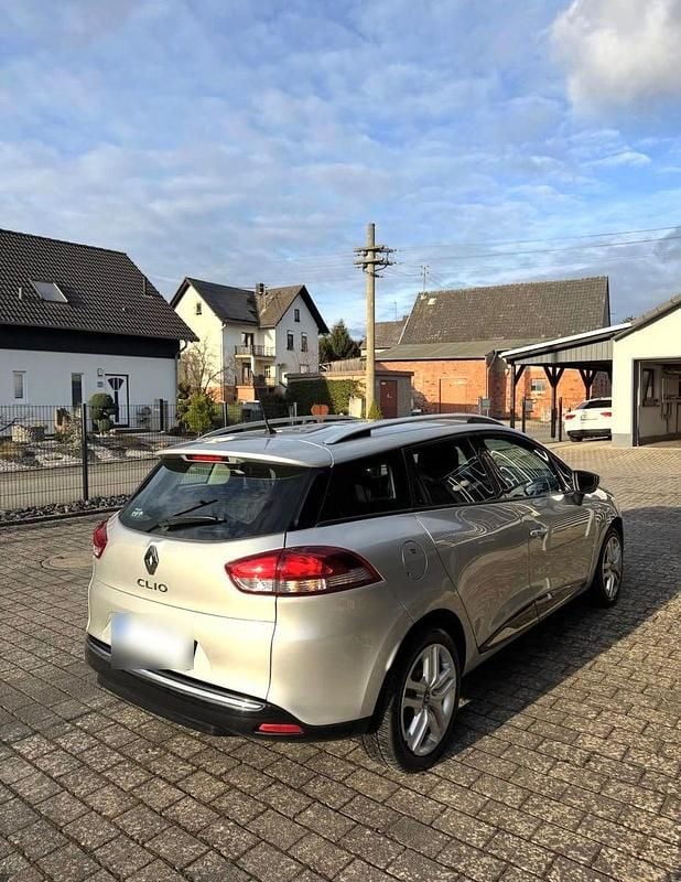 Gebraucht Renault Clio V LIMITED 90 PS (66 kW) 2020 Silber Kleinwagen