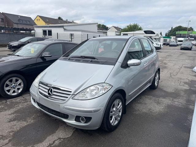 Polarsilber metalliclack Gebraucht 2006 Mercedes A150 Limousine | 2.990 € (Guter Preis) - Bild 1/4