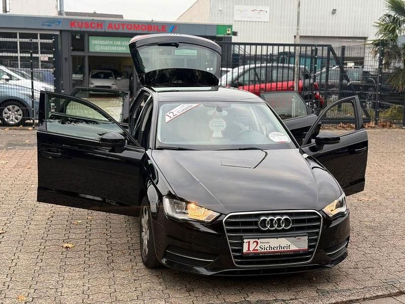 Schwarz Gebraucht 2013 Audi A3 Sportback Attraction Limousine | 8.300 € (Fairer Preis) - Bild 1/4