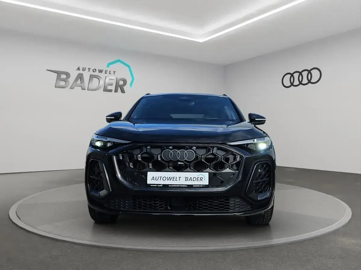Gebraucht Audi Q5 Edition .1 204 PS (150 kW) 2025 Mythosschwarz metallic SUV