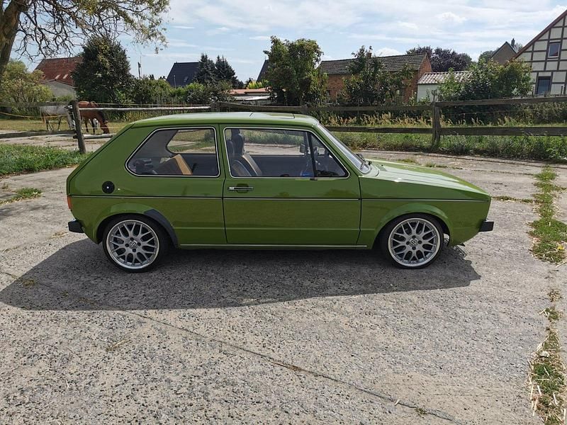 Gebraucht VW Golf I 70 PS (51 kW) 1974 Grün Kleinwagen