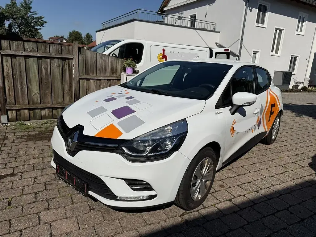 Gebraucht Renault Clio IV 73 PS (53 kW) 2018 Weiß Limousine