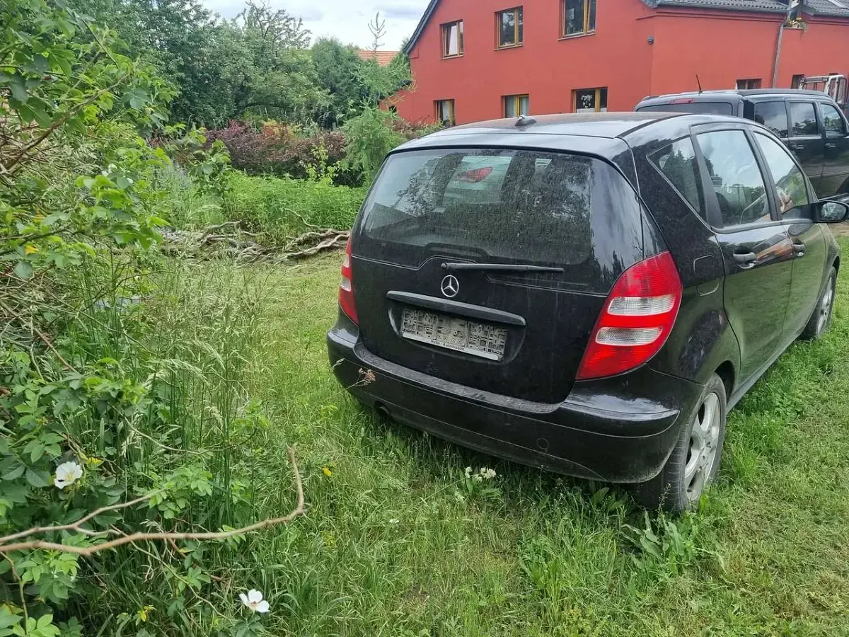Gebraucht Mercedes A150 95 PS (69 kW) 2006 Schwarz Kleinwagen