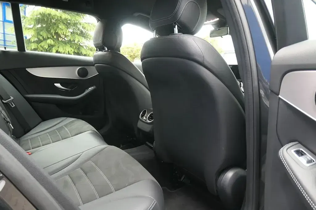 Gebraucht Mercedes C200 AMG line 160 PS (117 kW) 2021 Grau Limousine