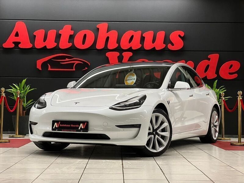 Weiß Gebraucht 2020 Tesla Model 3 Long Range Limousine | 24.490 € (Fairer Preis) - Bild 1/4