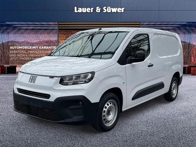 Neu Fiat Doblò 102 PS (75 kW) 2025 Weiß Van / Kleinbus