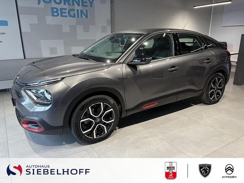 Platinium grau Gebraucht 2022 Citroën e-C4 Limousine | 15.380 € (Guter Preis) - Bild 1/4