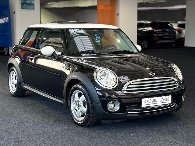 Gebraucht Mini Cooper 122 PS (89 kW) 2010 Midnight black Kleinwagen