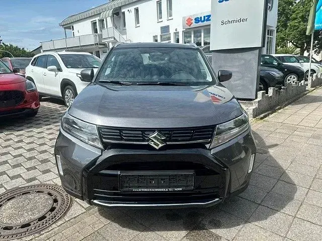 Neu Suzuki Vitara Comfort 110 PS (80 kW) 2026 Grau SUV
