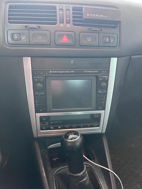 Gebraucht VW Bora 101 PS (74 kW) 2002 Silber Kombi