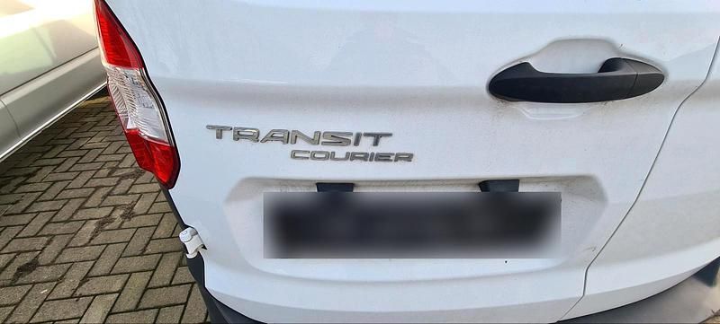 Second-hand Ford Transit 75 CP (55 kW) 2019 Alb Break