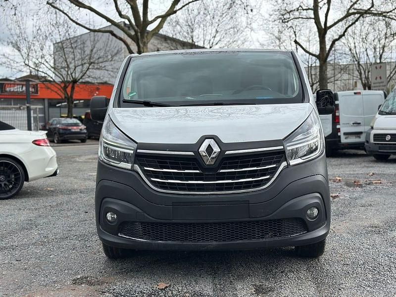 Gebraucht Renault Trafic 120 PS (88 kW) 2021 Weiß Van / Kleinbus