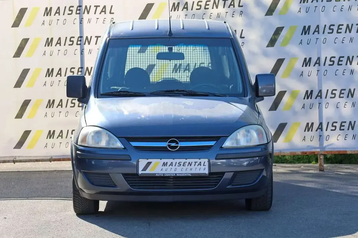 Second-hand Opel Combo Basis 94 CP (69 kW) 2007 Metro m2 Monovolum