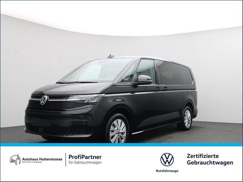 Gebraucht VW Multivan Life 150 PS (110 kW) 2025 Deep black perleffekt Van