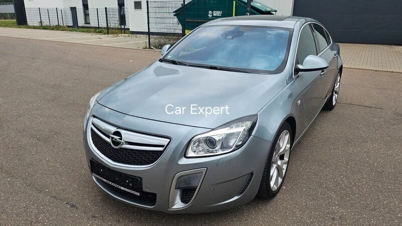 Silber Gebraucht 2012 Opel Insignia OPC Limousine | 14.700 € (Teuer) - Bild 1/4