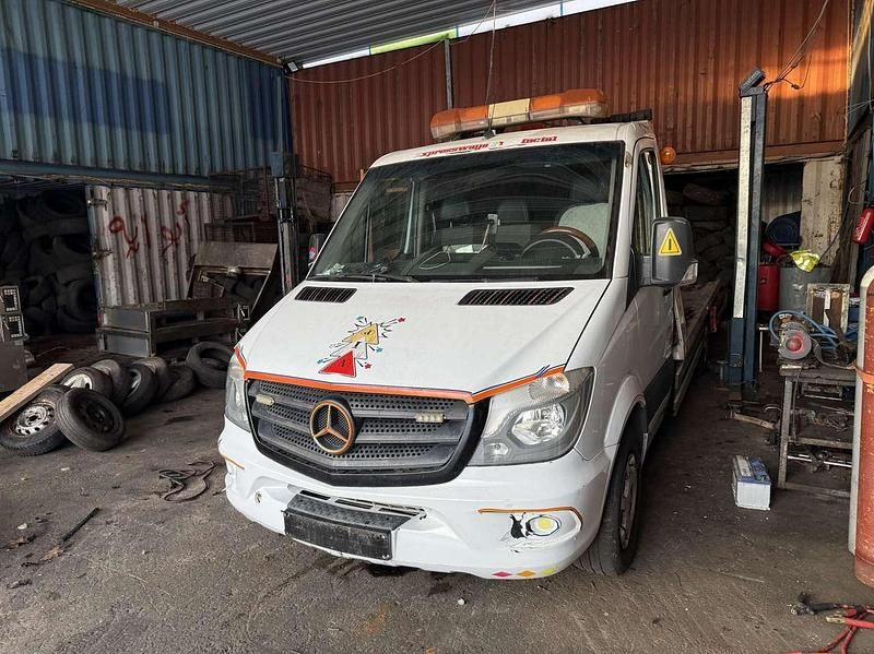 Używany Mercedes Sprinter 163 KM (119 kW) 2009 Biały Van