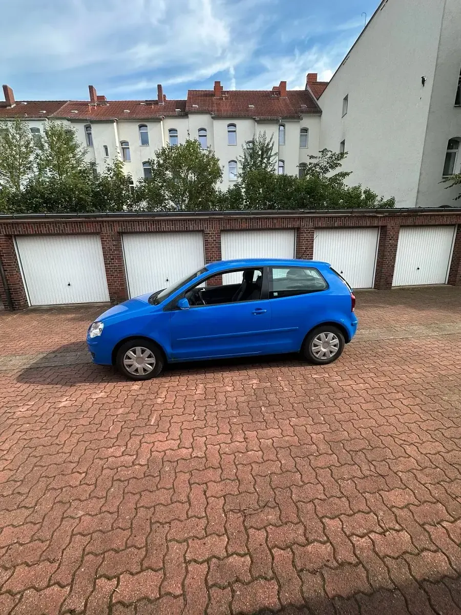 Gebraucht VW Polo Trendline 60 PS (44 kW) 2009 Blau Kleinwagen