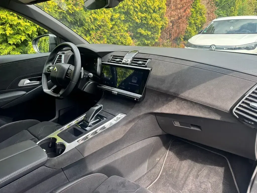 Gebraucht DS Automobiles DS7 Crossback 131 PS (96 kW) 2024 Schwarz SUV