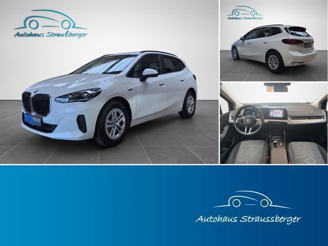 Weiß Gebraucht 2023 BMW 225 Active Tourer Luxury Line Van / Kleinbus | 28.590 € (Superpreis) - Bild 1/4