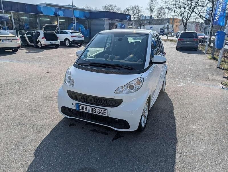 Gebraucht Smart ForTwo Coupé 55 kW (75 PS) 2013 Weiß Coupé