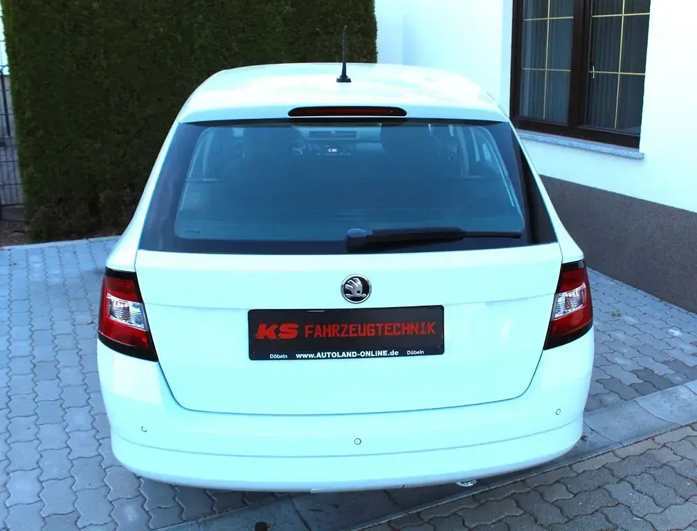 Gebraucht Skoda Fabia Style 90 PS (66 kW) 2015 Weiß Kombi
