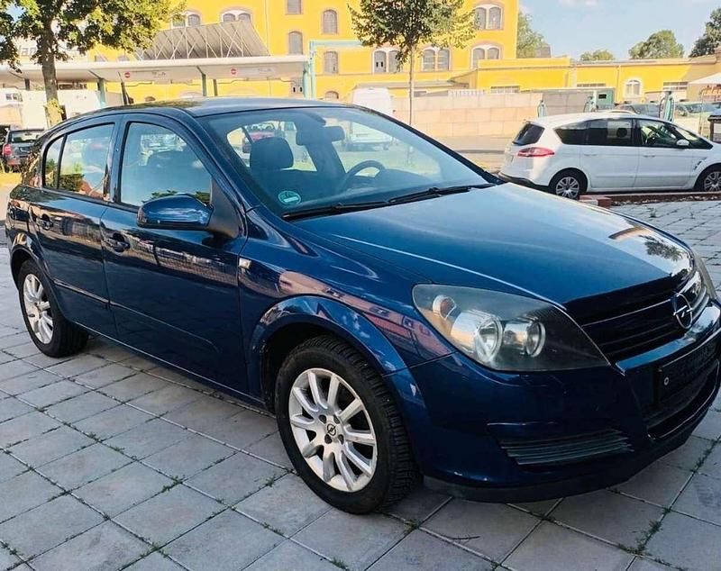 Gebraucht Opel Astra Edition 105 PS (77 kW) 2005 Blau Limousine