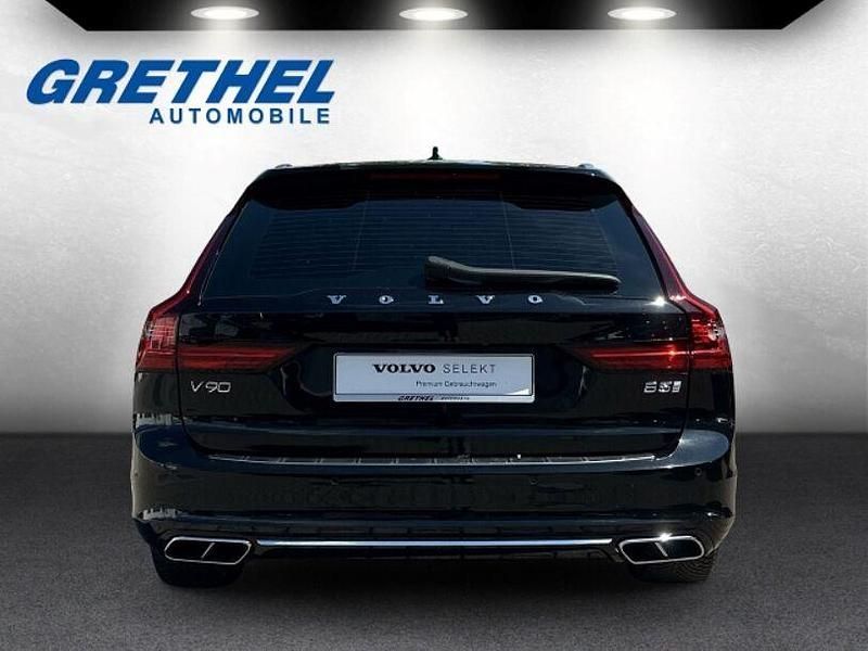 Gebraucht Volvo V90 Plus 250 PS (183 kW) 2023 Schwarz Kombi