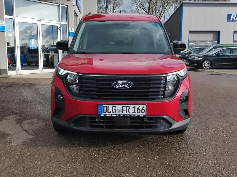 Gebraucht Ford Tourneo Courier Titanium 125 PS (91 kW) 2024 Fantastic rot Van / Kleinbus
