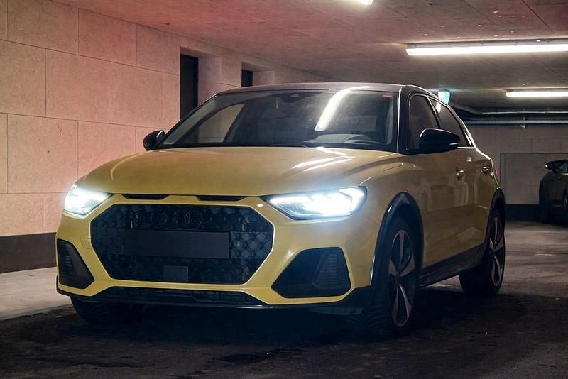 Gebraucht Audi A1 Sport 150 PS (110 kW) 2020 Gelb SUV