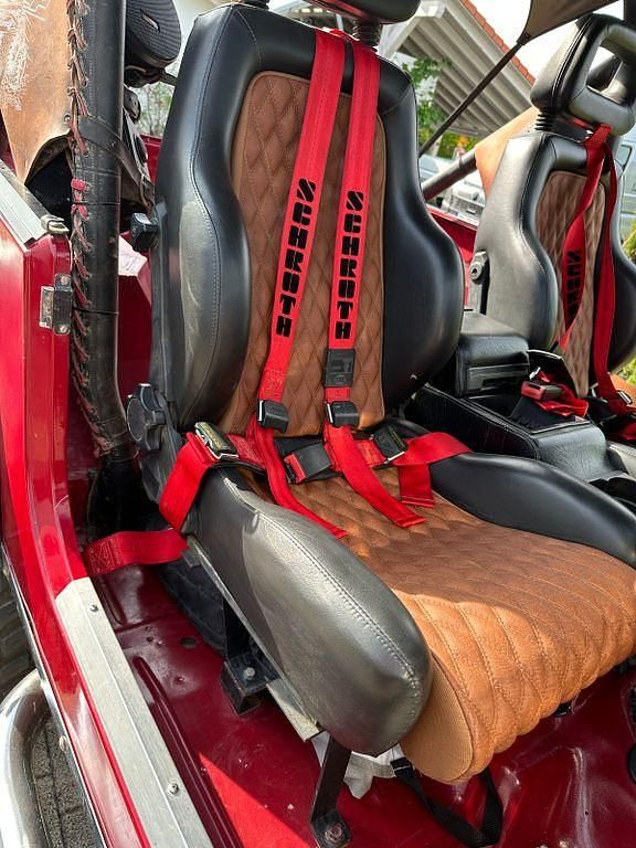 Gebraucht Jeep CJ 200 PS (147 kW) 1986 Rot SUV