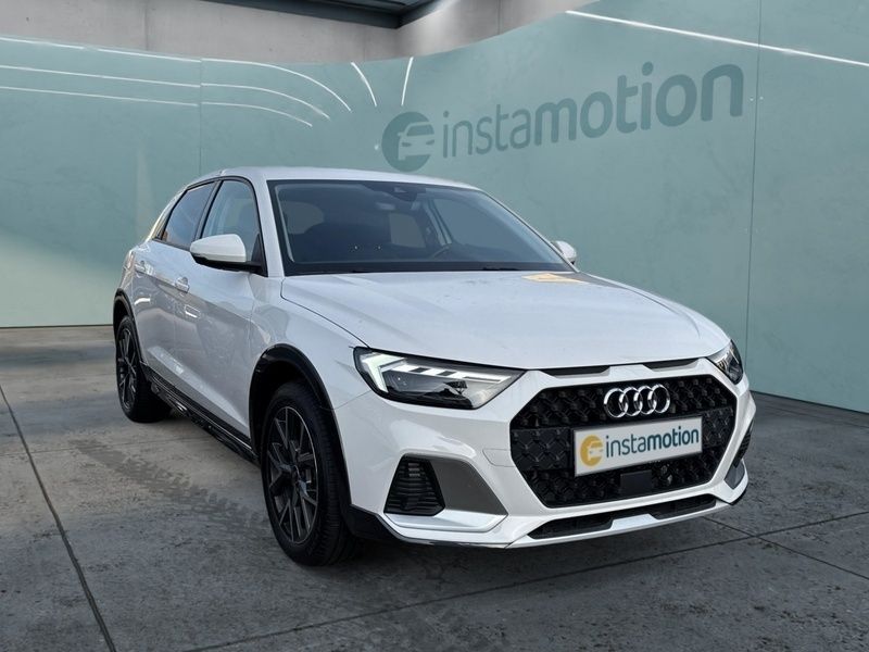 Weiß Gebraucht 2024 Audi A1 Ambiente Kleinwagen | 26.190 € (Fairer Preis) - Bild 1/4