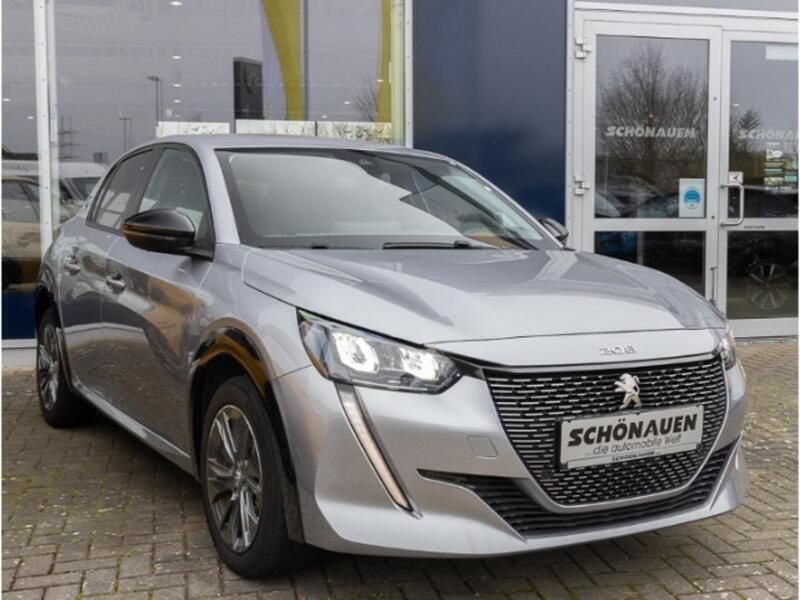 Gebraucht Peugeot e-208 Active 100 kW (136 PS) 2022 Silber Kleinwagen