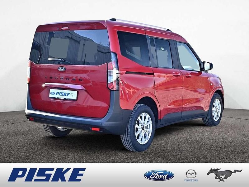 Neu Ford Tourneo Courier Titanium 125 PS (91 kW) 2026 Fantastic red Van / Kleinbus