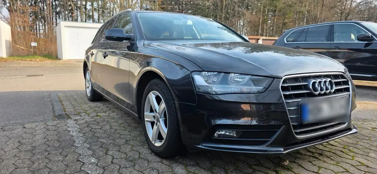 Gebraucht Audi A4 Sport 150 PS (110 kW) 2015 Grau Kombi