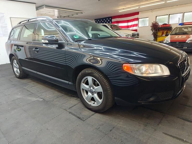 Schwarz Gebraucht 2008 Volvo V70 Kombi | 9.250 € - Bild 1/4