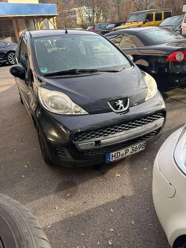 Gebraucht Peugeot 107 Filou 68 PS (50 kW) 2009 Kleinwagen