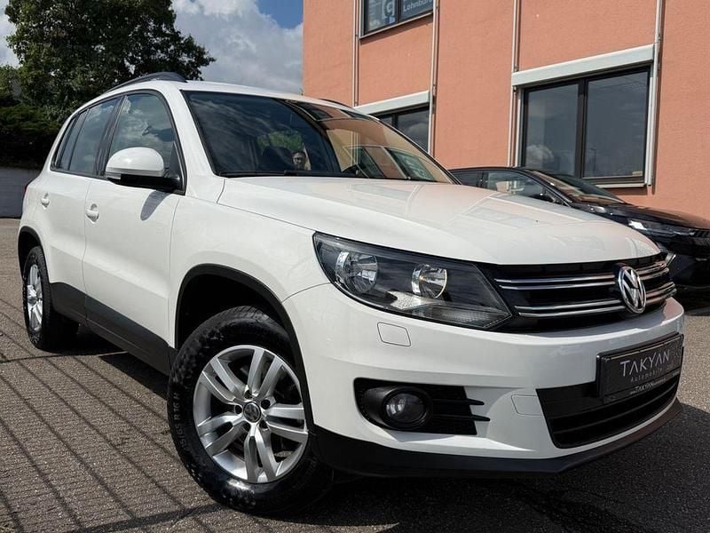Weiß Gebraucht 2013 VW Tiguan Trendline SUV | 8.490 € (Guter Preis) - Bild 1/4