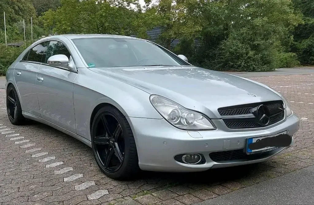 Gebraucht Mercedes CLS350 272 PS (200 kW) 2007 Silber Coupé