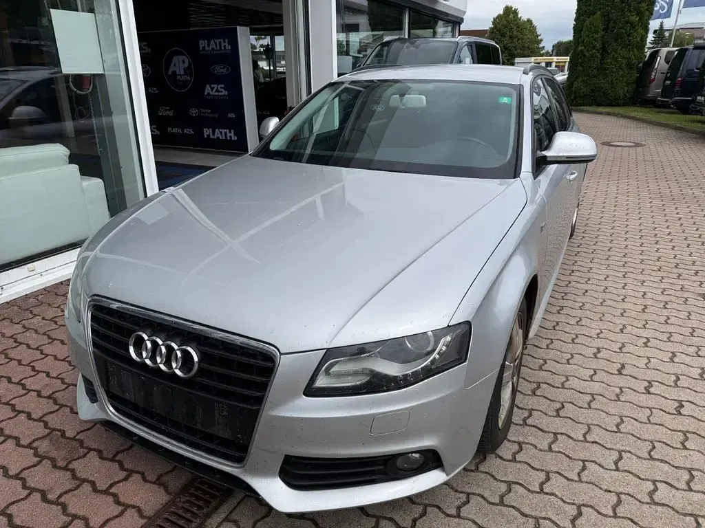 Gebraucht Audi A4 Attraction 160 PS (117 kW) 2009 Silber Kombi