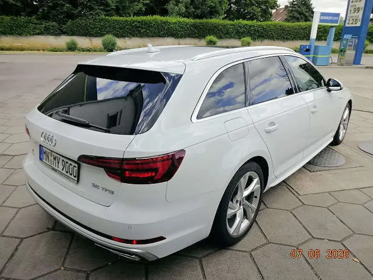 Gebraucht Audi A4 Sport 150 PS (110 kW) 2019 Gletscherweiß metallic Kombi