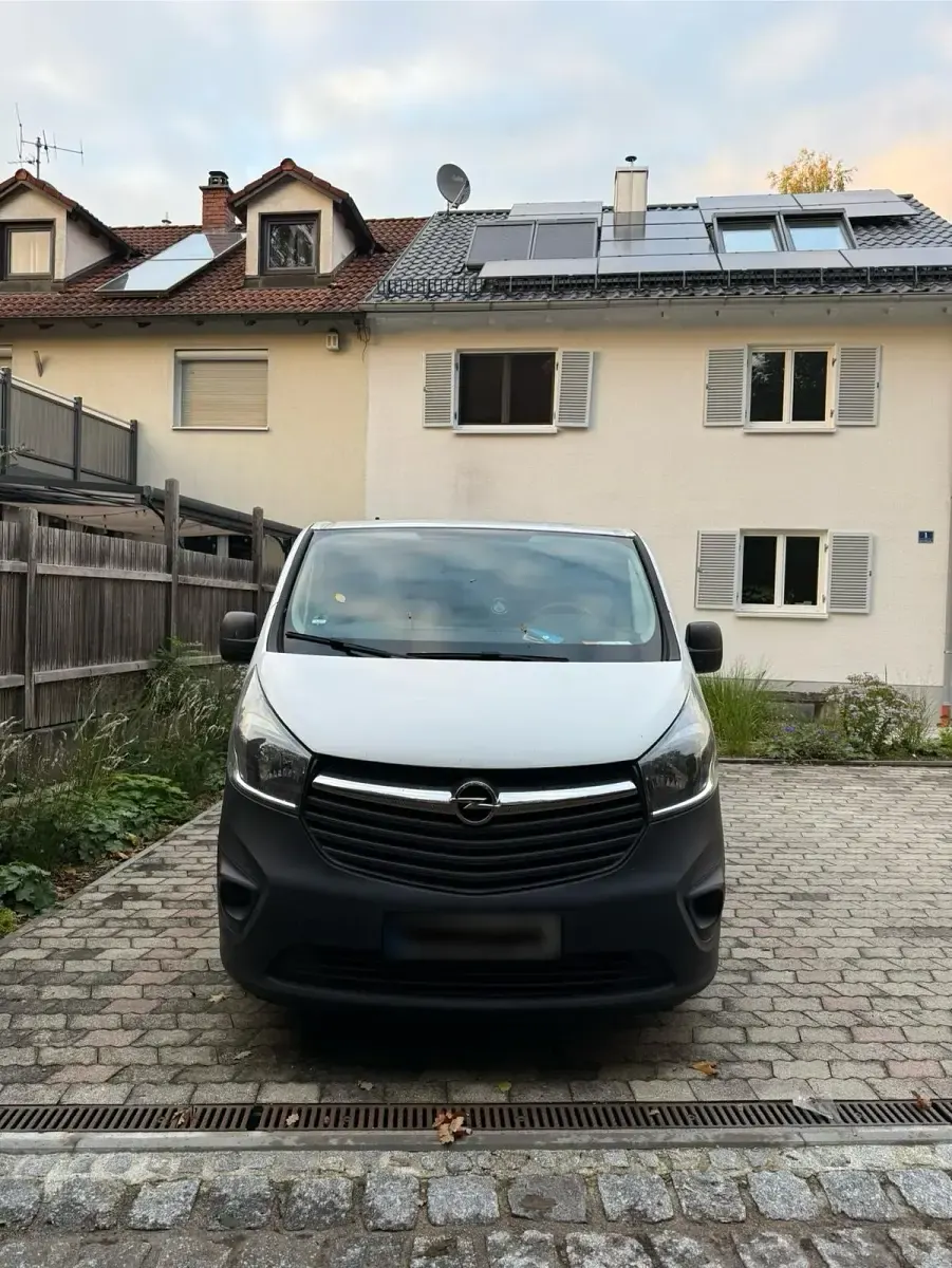 Gebraucht Opel Vivaro 125 PS (91 kW) 2017 Weiß Van / Kleinbus