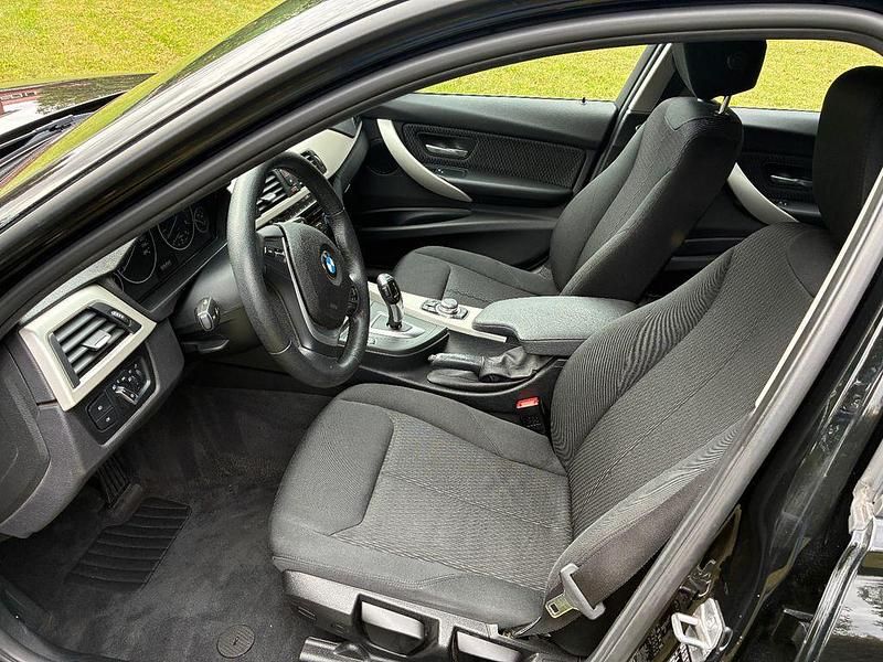 Gebraucht BMW 320 190 PS (139 kW) 2017 Schwarz Kombi