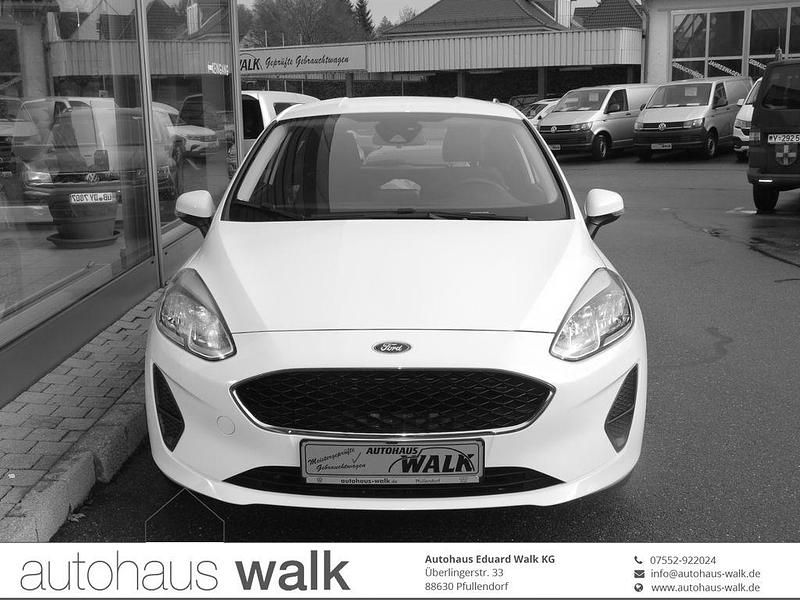 Gebraucht Ford Fiesta Cool & Connect 75 PS (55 kW) 2020 Weiß Kleinwagen