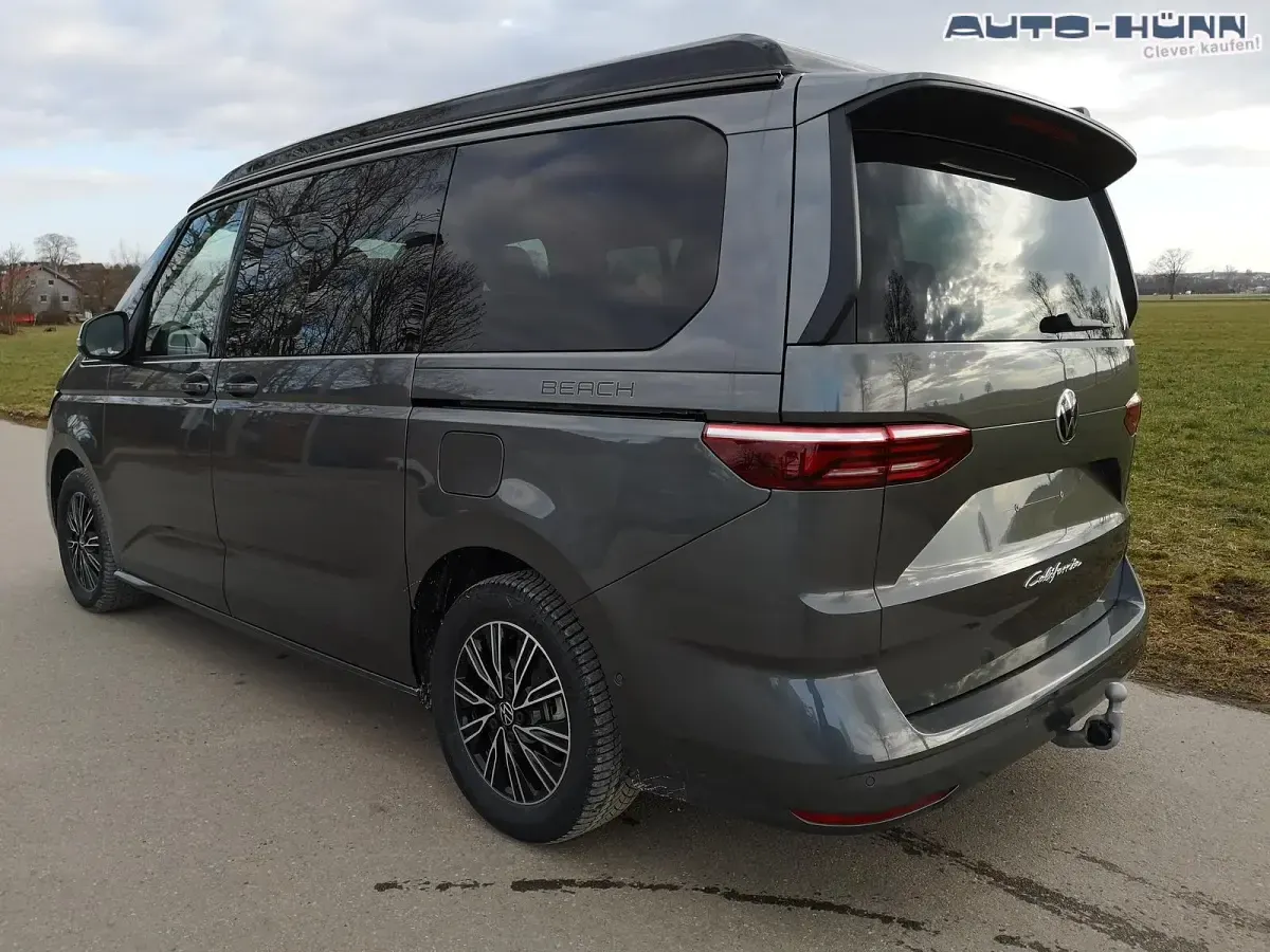 Neu VW California Beach 177 PS (130 kW) 2026 Indiumgrau metallic Van